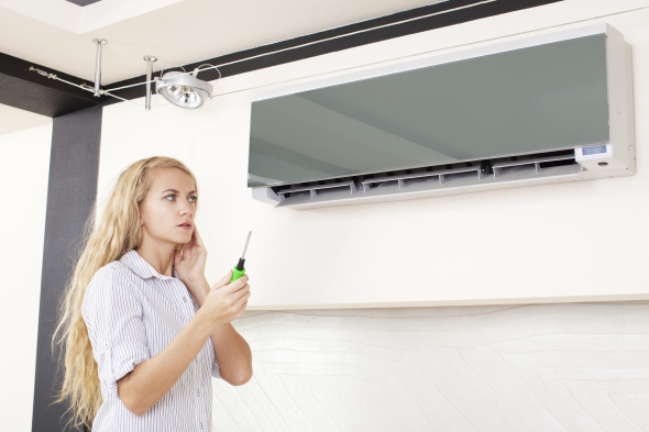 Làm sao để khắc phục máy lạnh bị xì gas an toàn tại nhà?